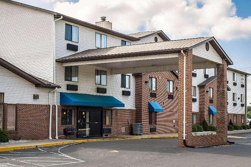 Quality Inn & Suites 3