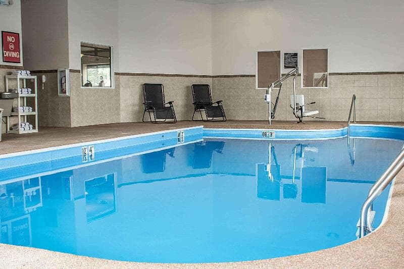 Quality Inn & Suites 5