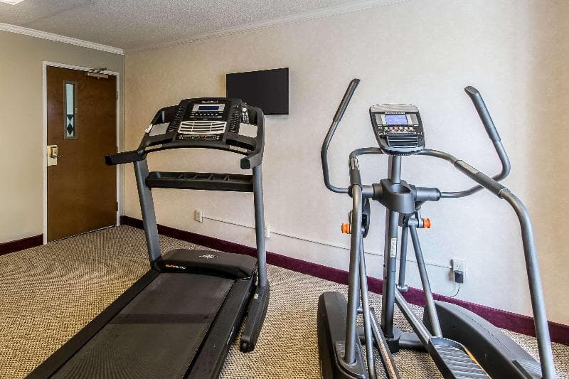 Quality Inn & Suites photo 1