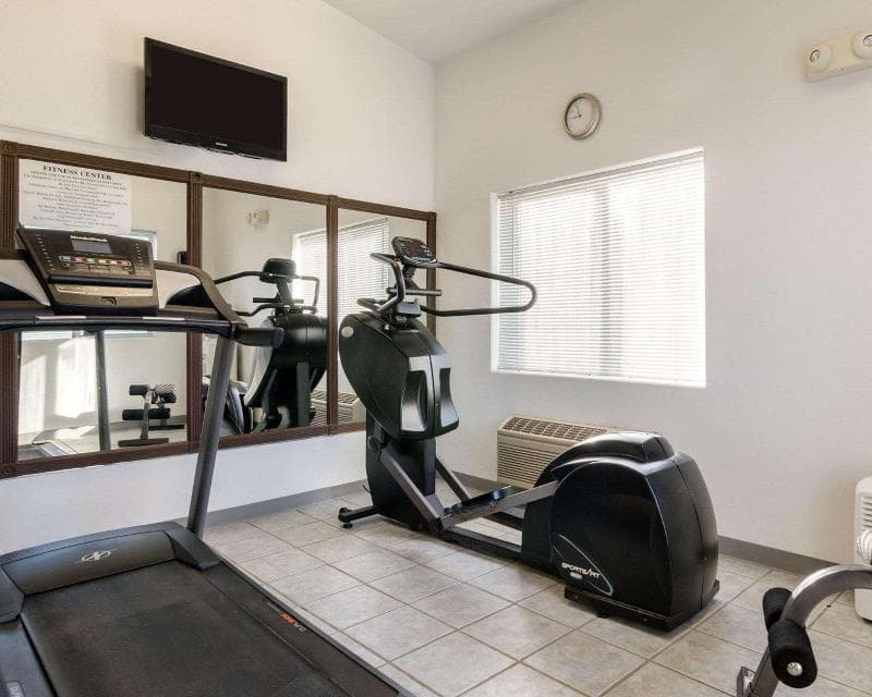 Comfort Inn 2