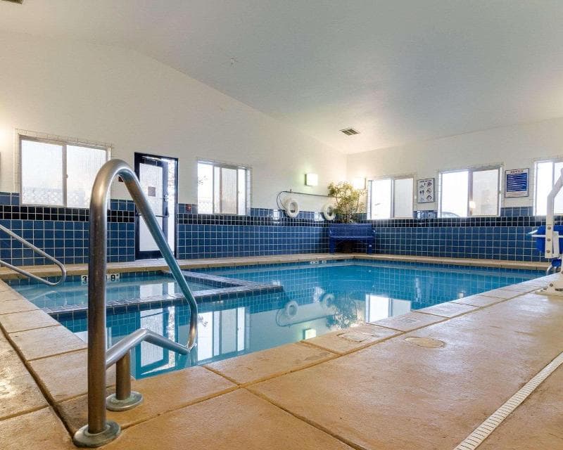 Comfort Inn 5