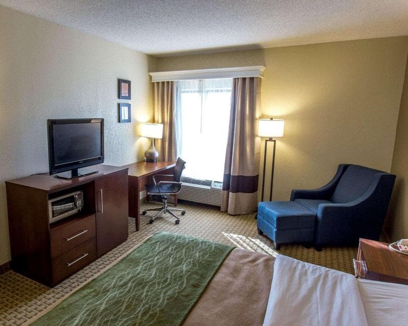 Comfort Inn 5