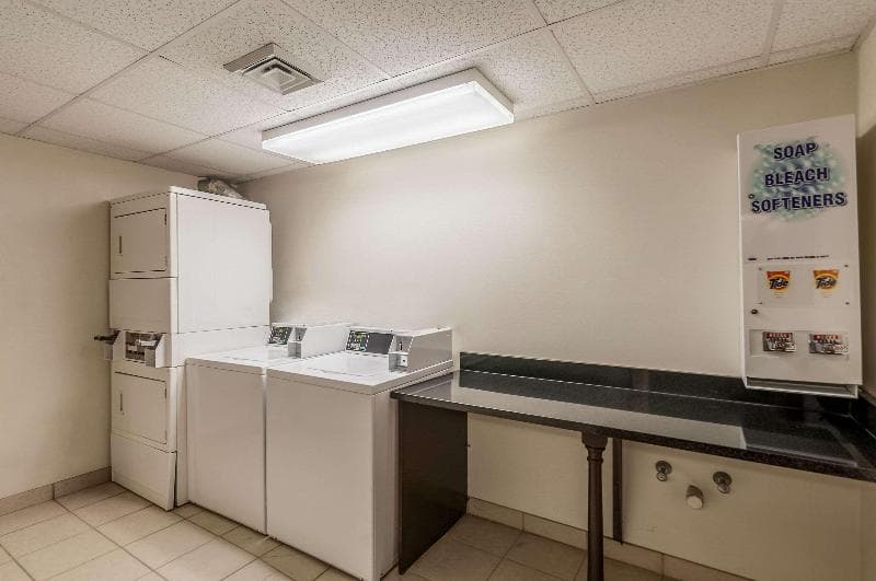 Sleep Inn & Suites 5