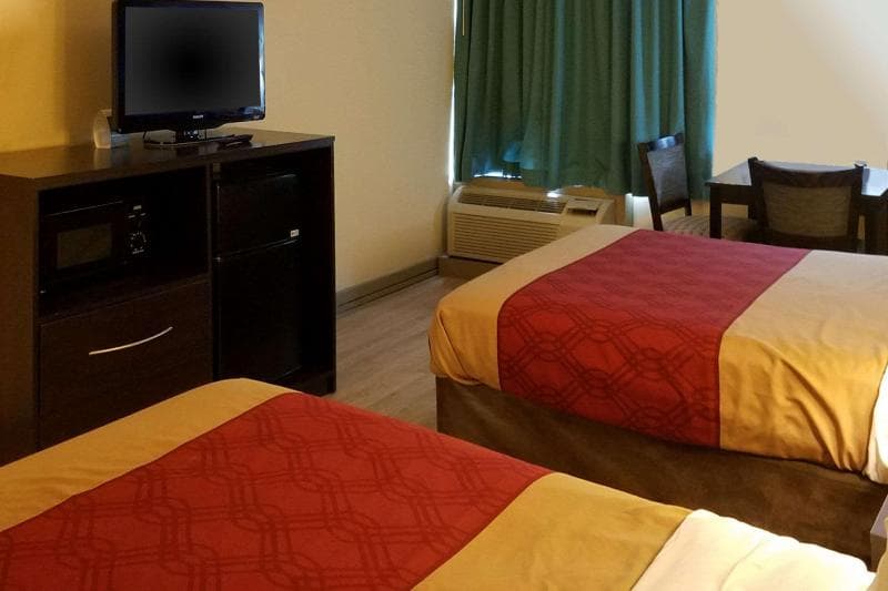 Days Inn by Wyndham Harrisonburg 3