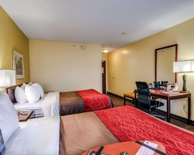 Comfort Inn & Suites Hillsville I-77 5
