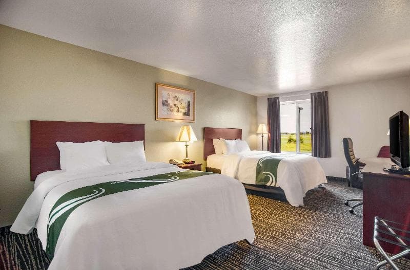 Rodeway Inn & Suites main