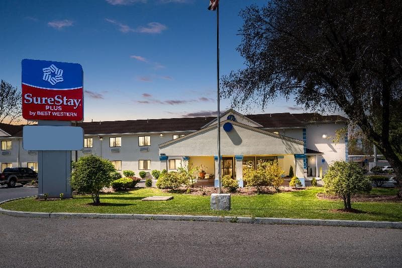 SureStay Plus by Best Western Reading North 3