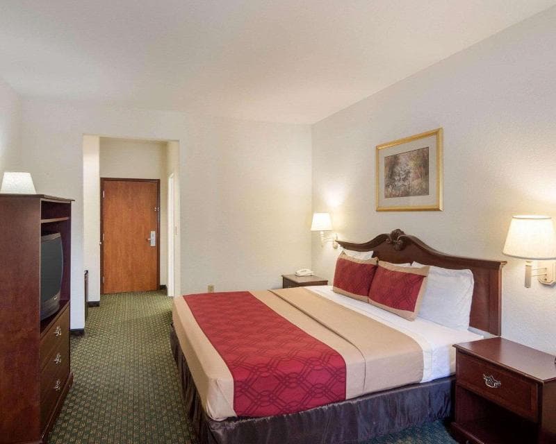 Econo Lodge Weatherford 5
