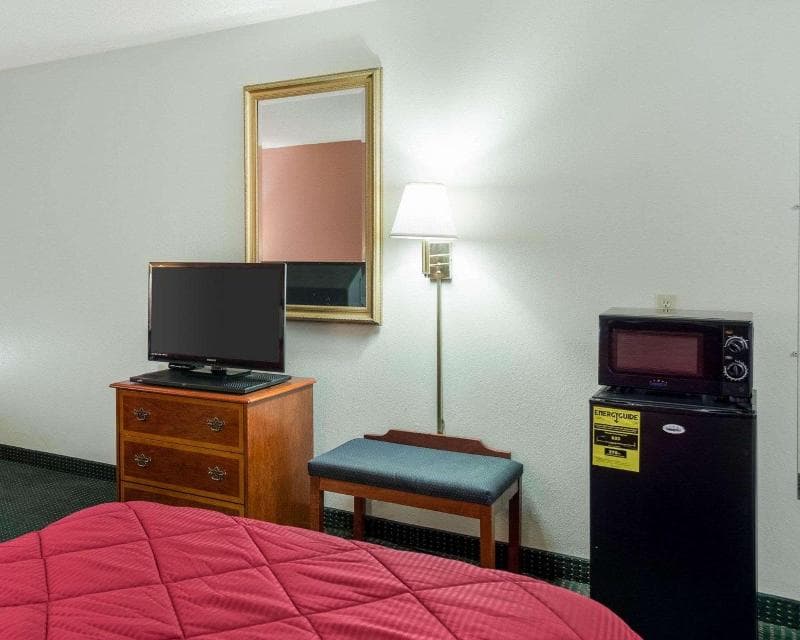 Econo Lodge Yazoo City 3