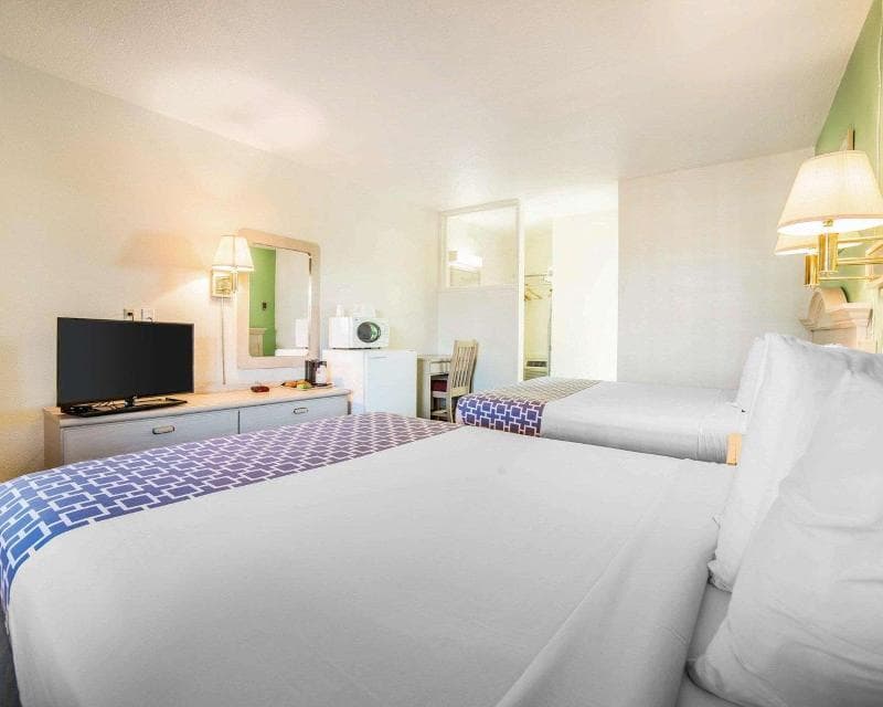 Econo Lodge Fallon Naval Air Station Area 2