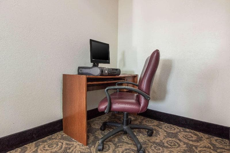 Econo Lodge photo 1
