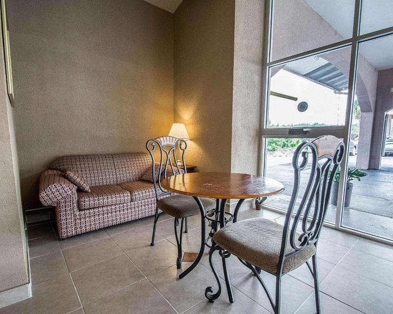 Rodeway Inn Gainesville - University Area 5