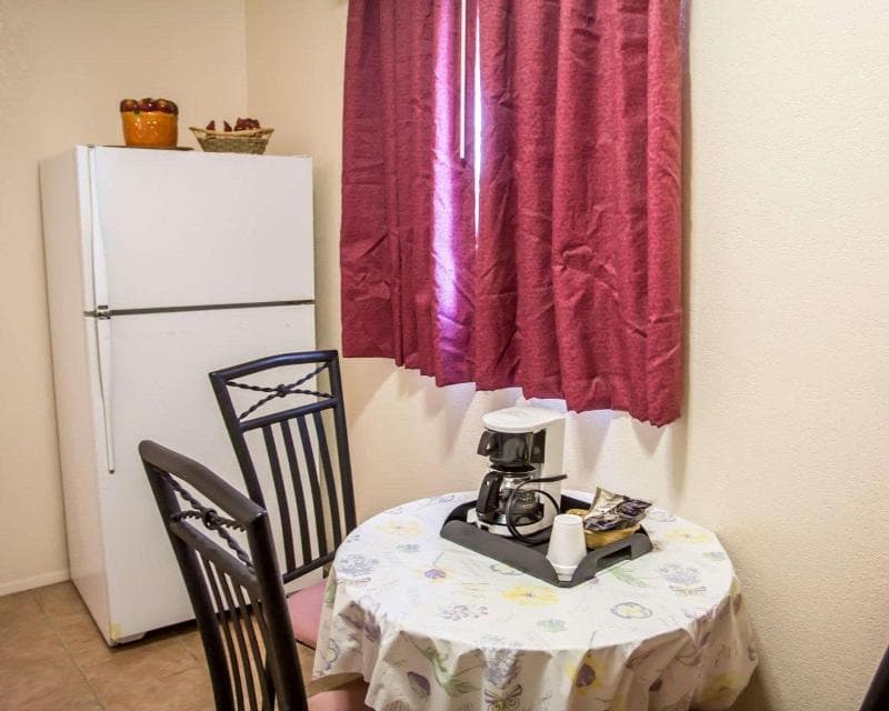 Rodeway Inn Barstow 3