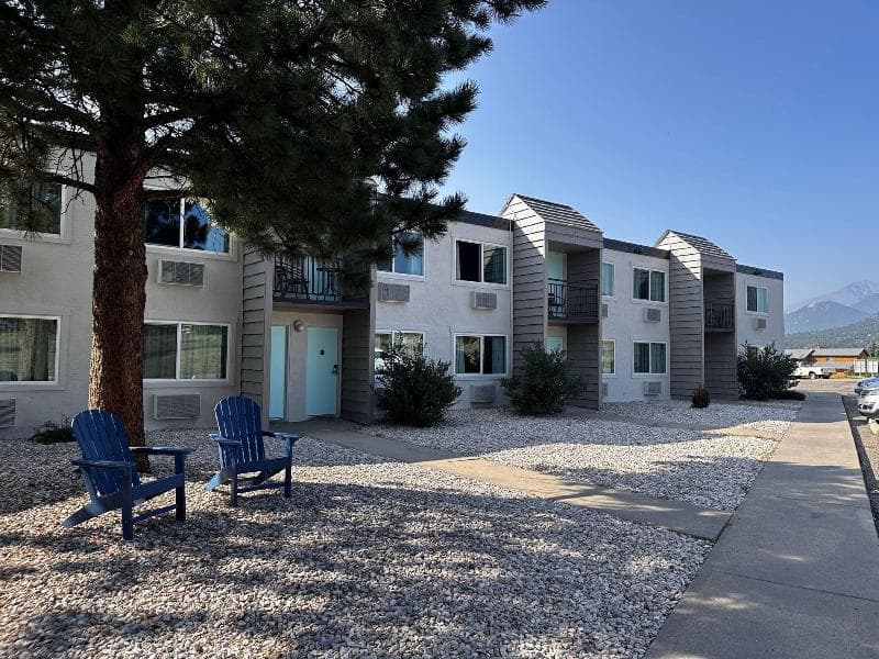 Rocky Mountain Hotel & Conference Center 3