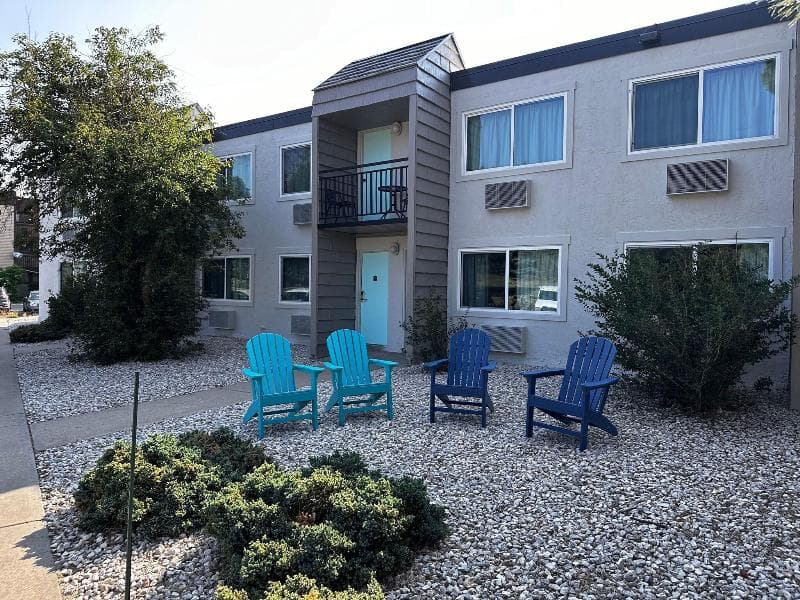 Rocky Mountain Hotel & Conference Center 4