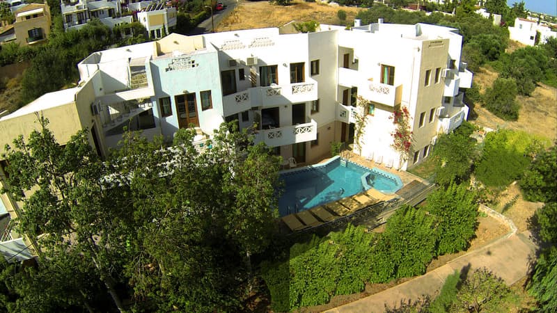 Romantica Hotel Apartments 4