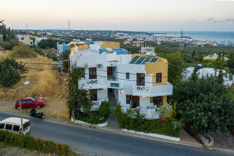 Romantica Hotel Apartments 3
