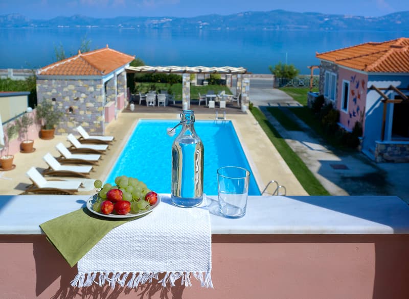 Aeolis Luxury Apartments & Studios 4