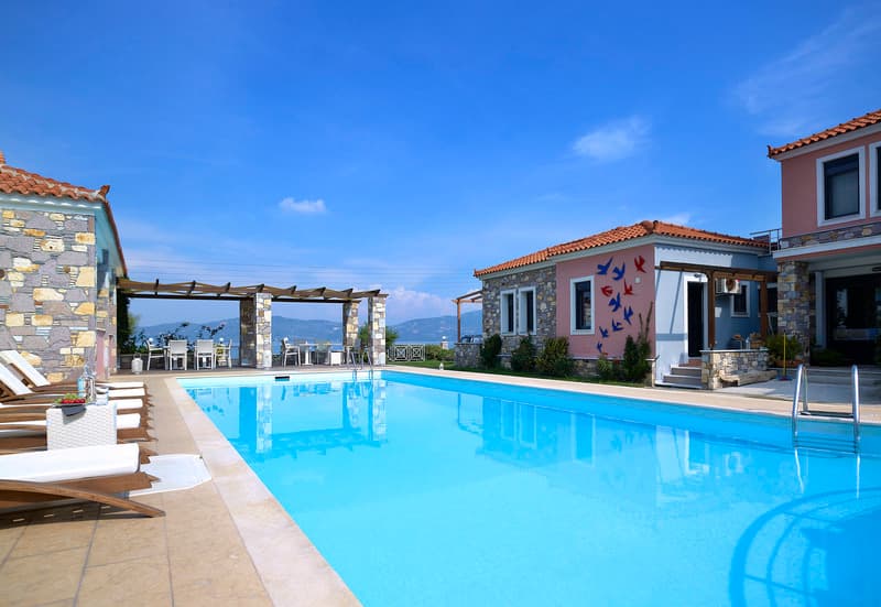 Aeolis Luxury Apartments & Studios 3
