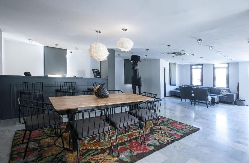 Pudra Hotel main
