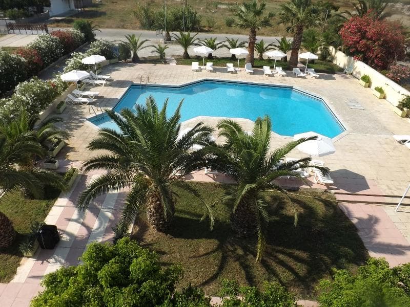 Leonidas Hotel & Studios 1