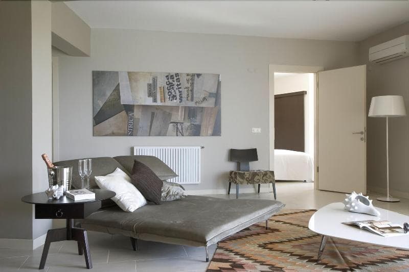 Med-Inn Boutique Hotel 4