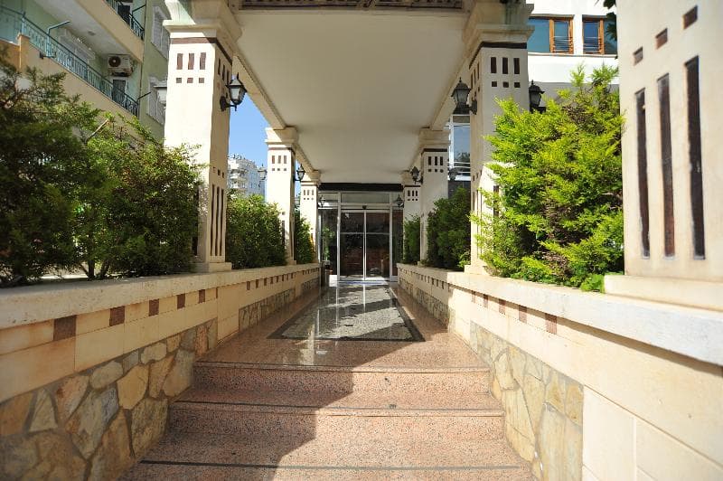 Royal Hill 4