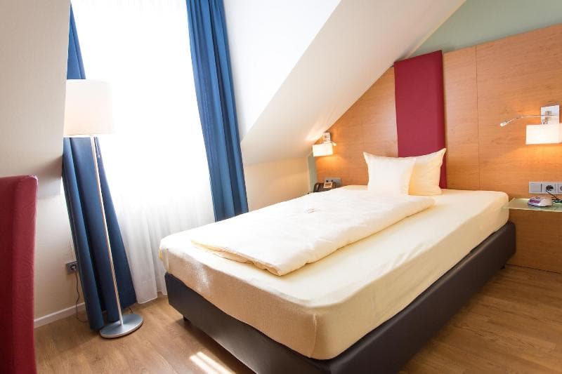 Tiptop Hotel National 3