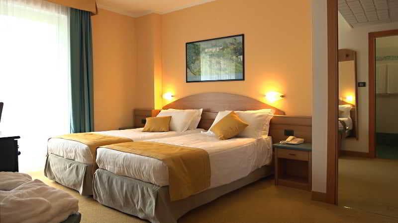 Ambassador Suite Hotel 3