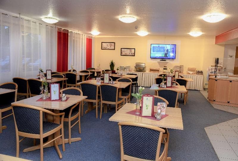Best Western Comfort Business Hotel 5