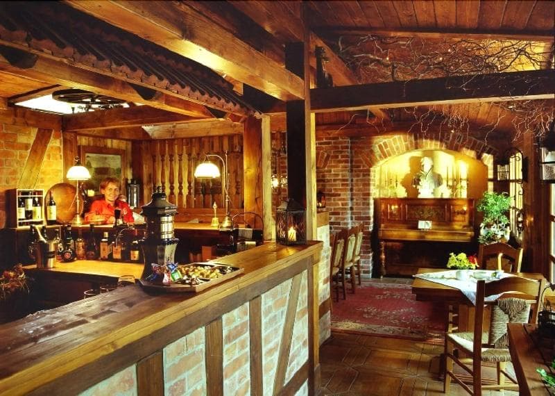 Landhaus & Burg Hotel Romantik main