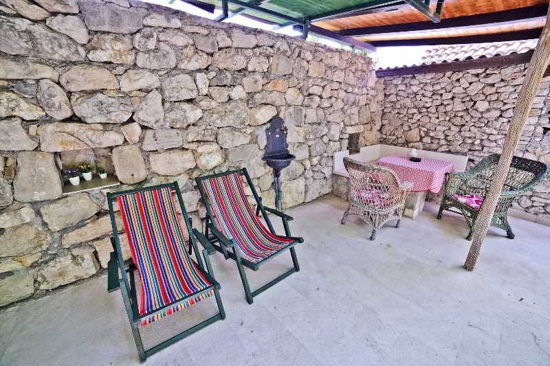 Garden Apartment Hotel 5