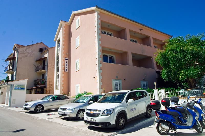 Villa Midea photo 1