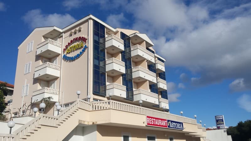 Aparthotel Astoria 3