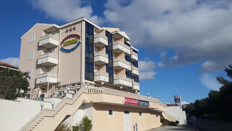 Aparthotel Astoria 4