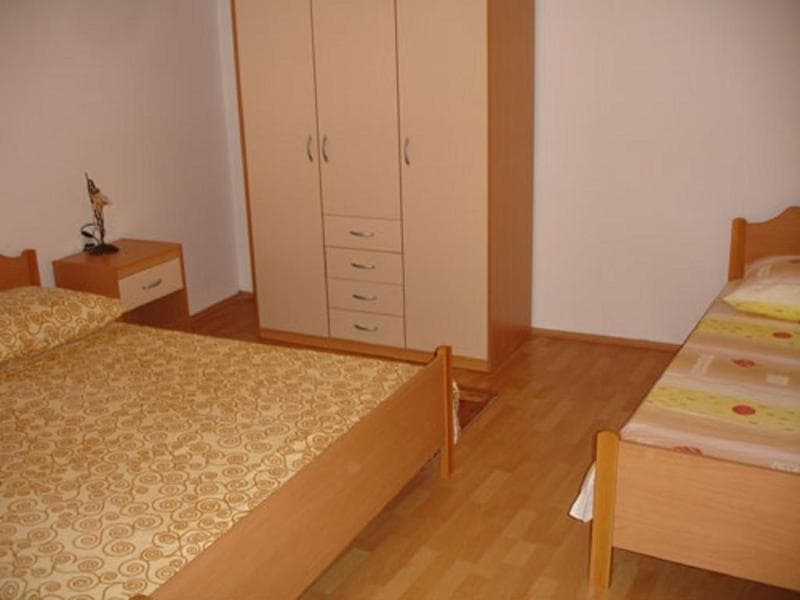 Peruzovic Rooms & Apartments photo 1