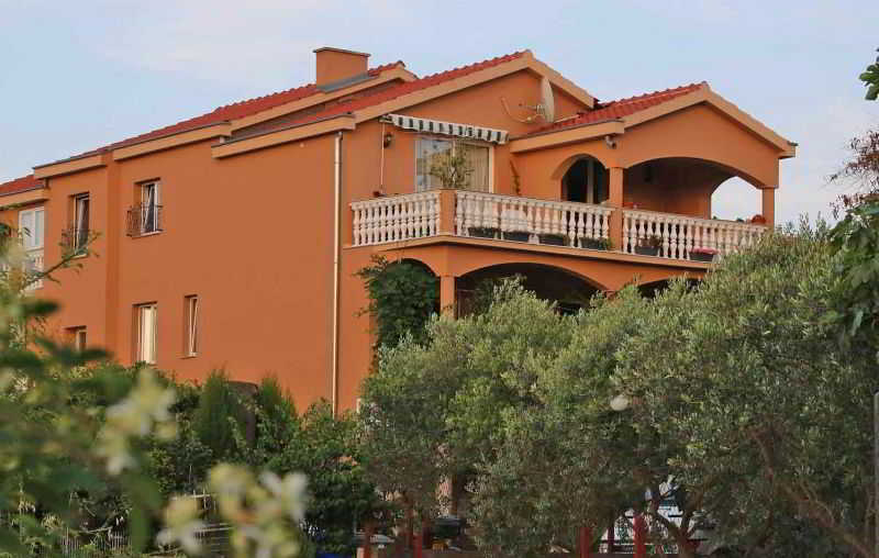 Apartments Moreta main