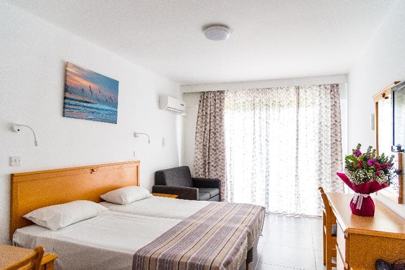 Helios Bay Hotel and Suites 2