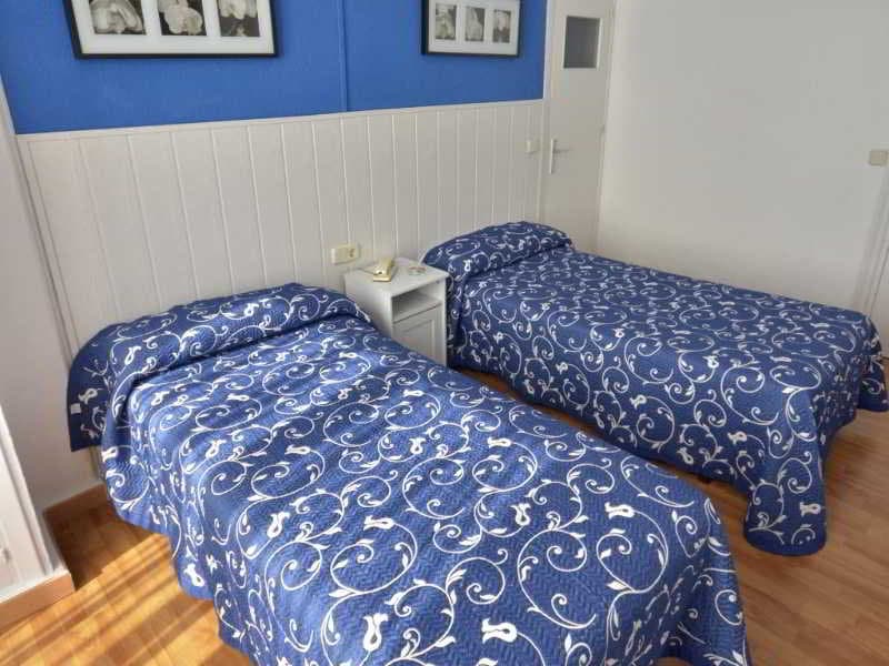 Hostal Valencia photo 1