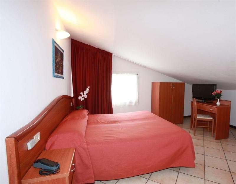 Hotel Storione 4