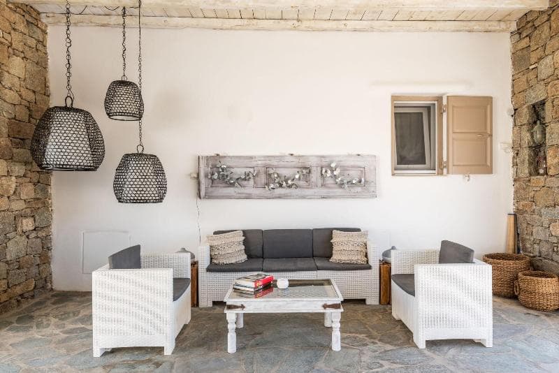 Eleni's Village Suites 3