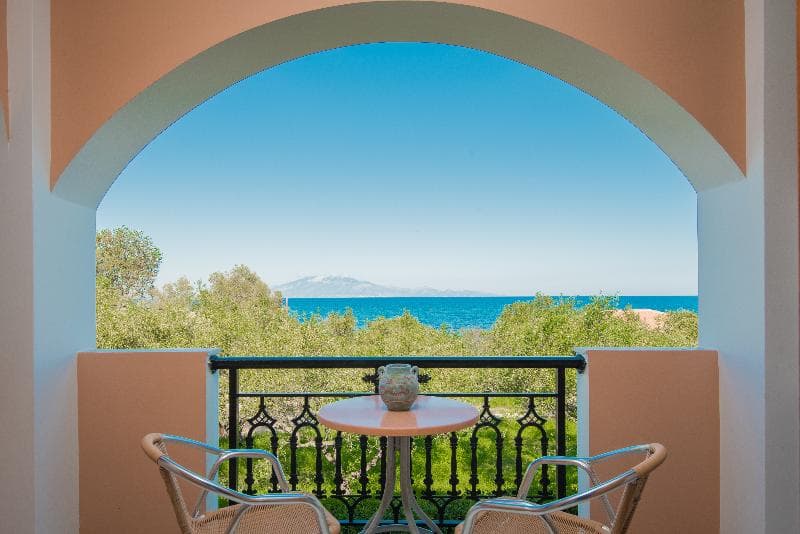 Kavos Psarou Studios & Apartments 4