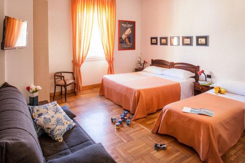 Hotel La Piazzetta 3