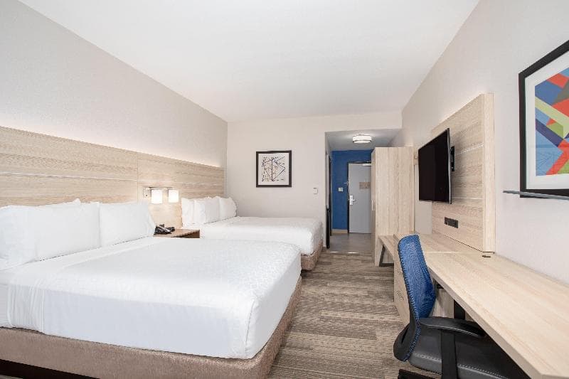 Holiday Inn Express & Suites Phoenix - Glendale Sports Dist 3
