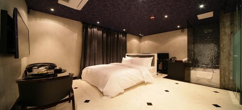 Hotel Amare 4