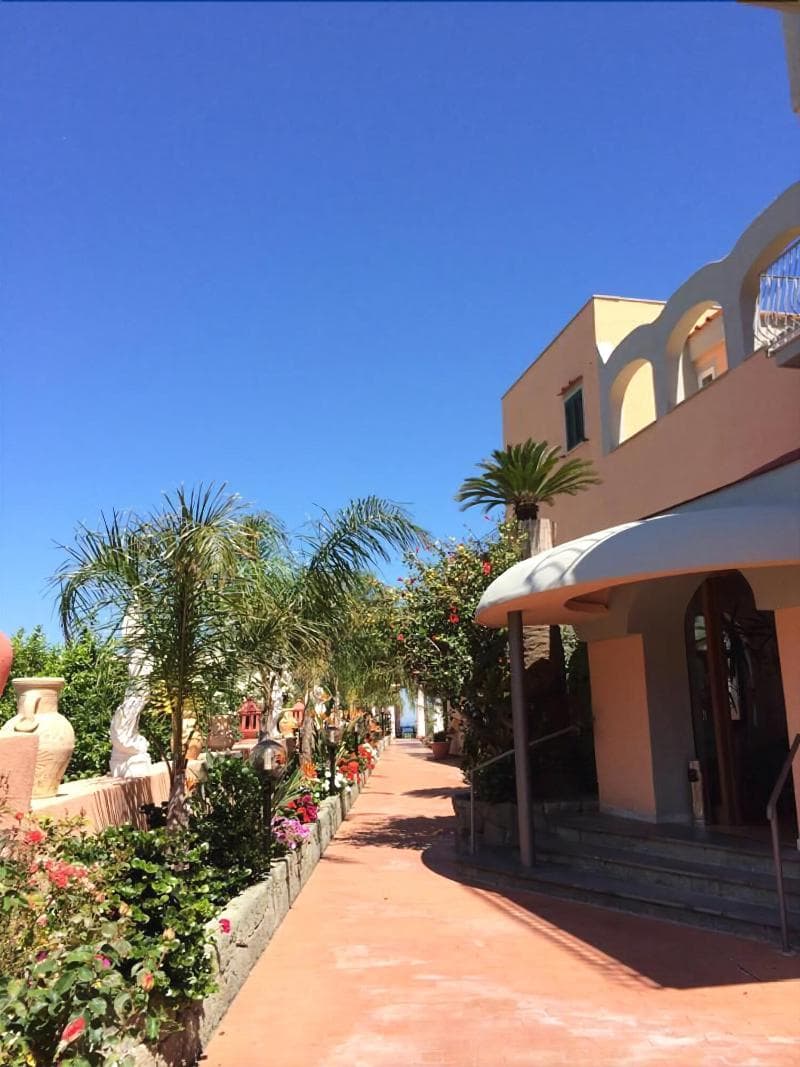 Hotel Terme Rosaleo 4