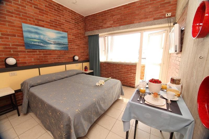 Hotel Marina 4