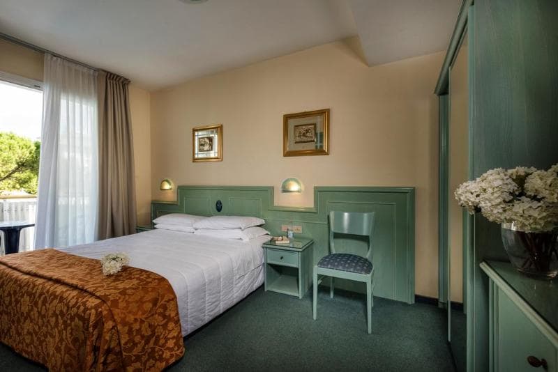 Salus Smart & Chic Hotel 5