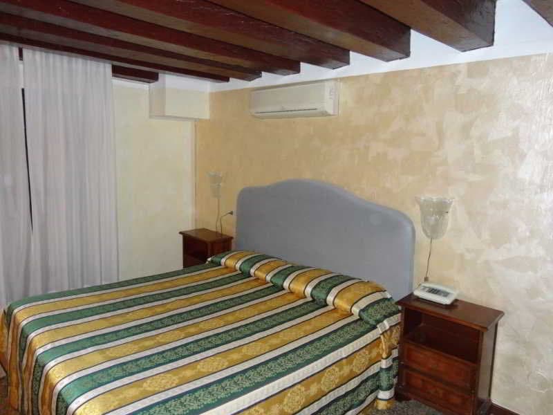Lion Morosini Palace 3