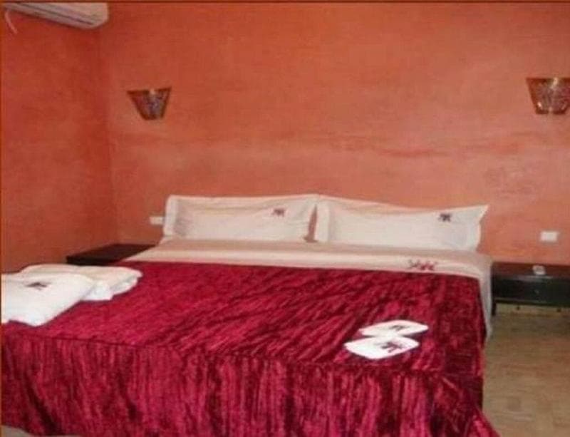Riad Radia 4
